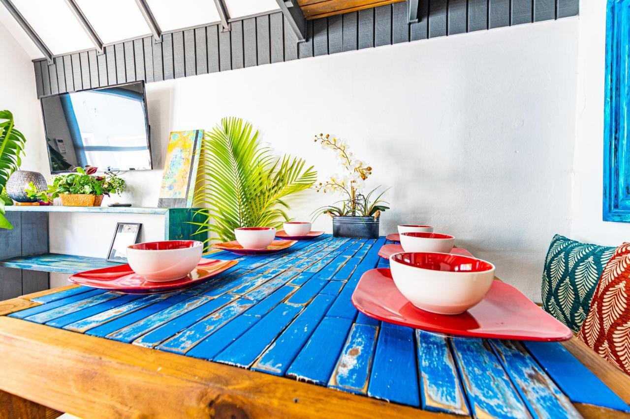 Saunders 2Bd Beach Cottage Нассау Екстер'єр фото