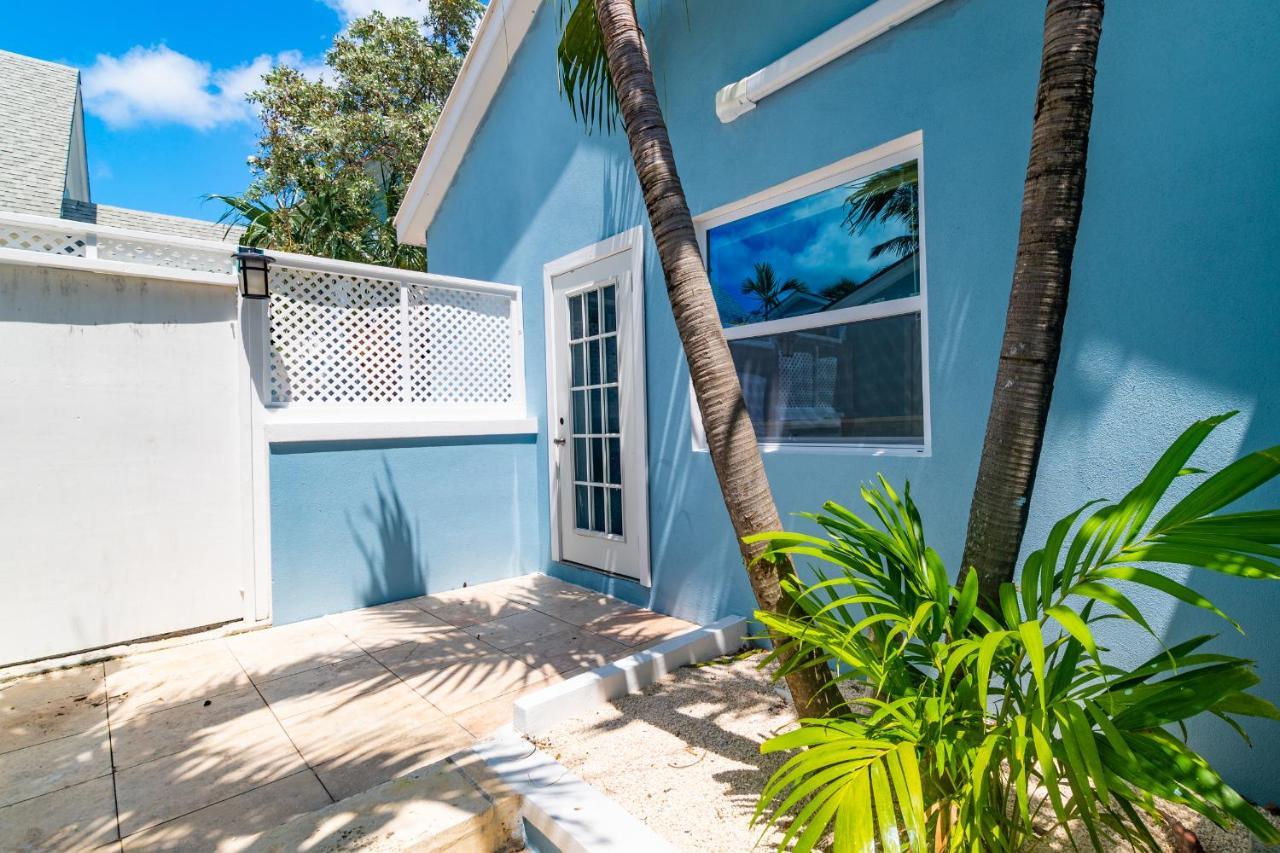 Saunders 2Bd Beach Cottage Нассау Екстер'єр фото